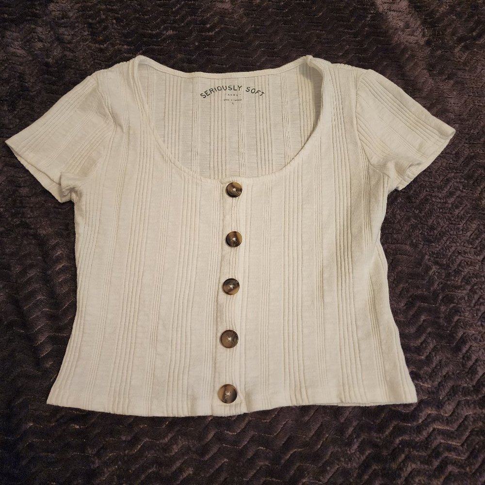 Aeropostale cropped tee
